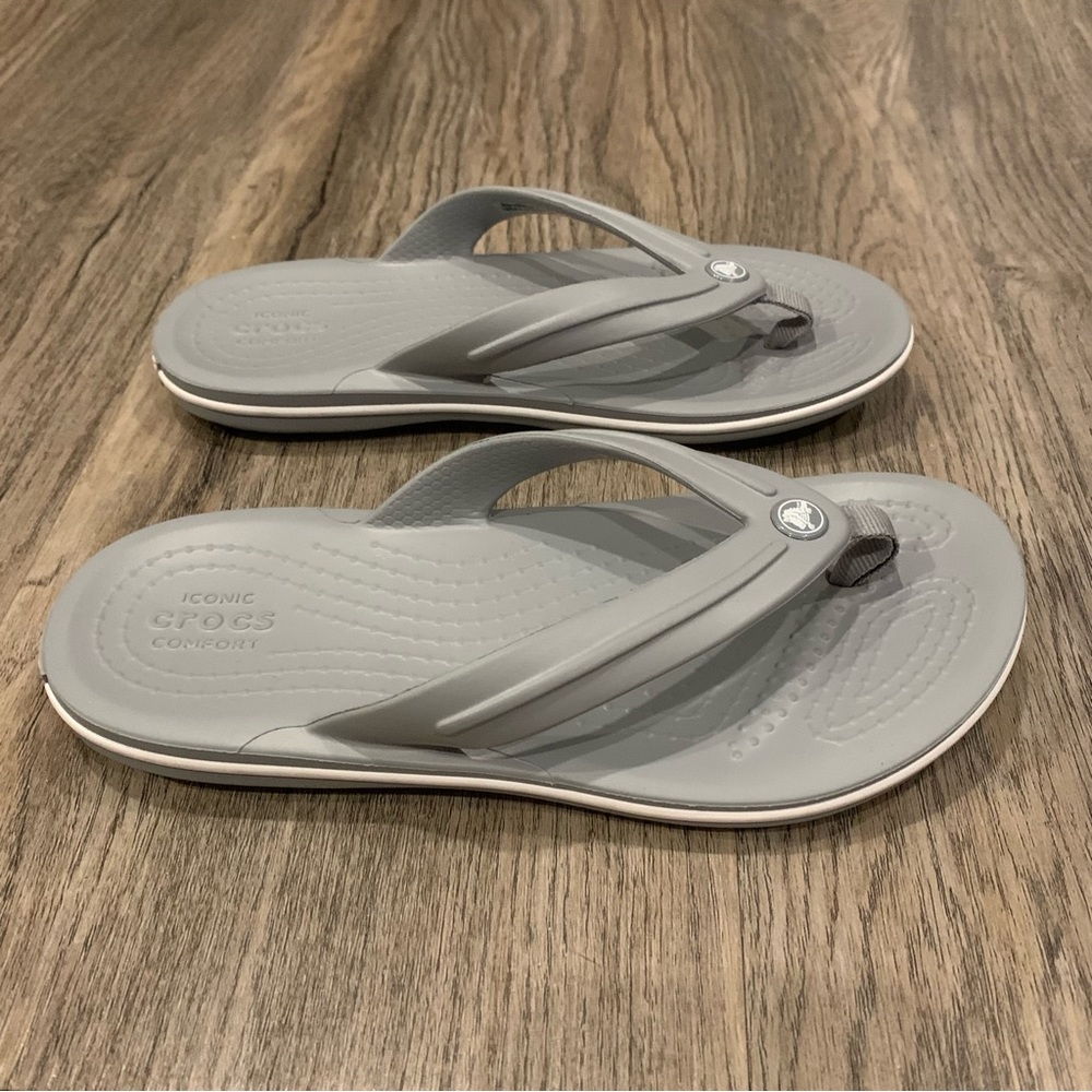 Crocs Grey Flip Flops Children’s J 2 Unisex water shoes sandals Summer